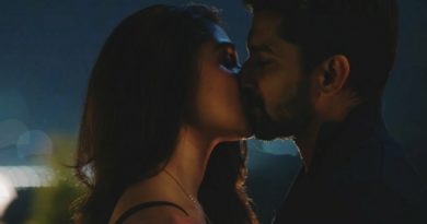 Krithi Shetty lipkiss with Nani